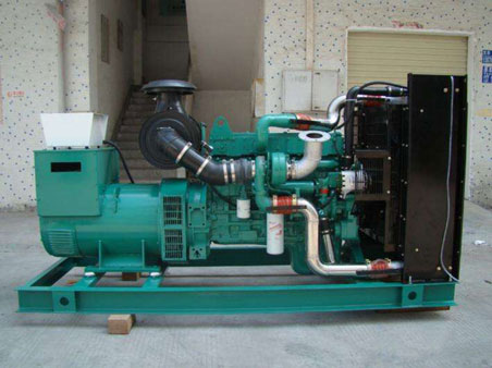 襄垣1100kw康明斯柴油发电机组图片 襄垣1100kw康明斯柴油发电机组图片